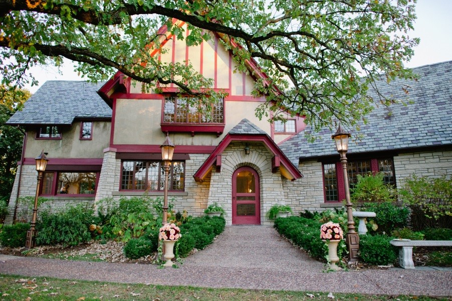 redfield estate at the grove